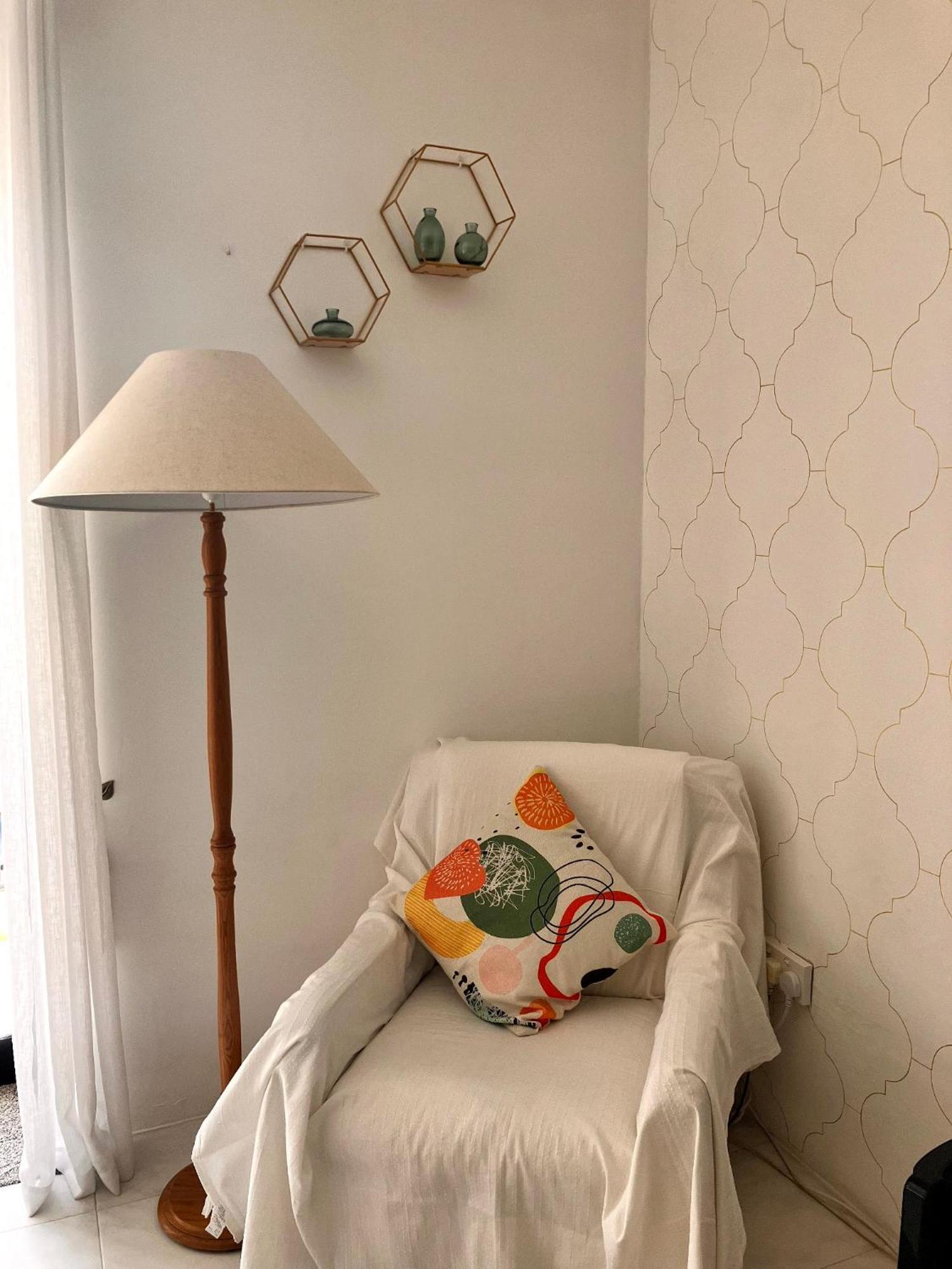 Cosy And Peaceful Seaside Vintage-style * Naxxar